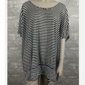 Lane Bryant semi sheer black and whites striped shirt w keyhole back size 22/24